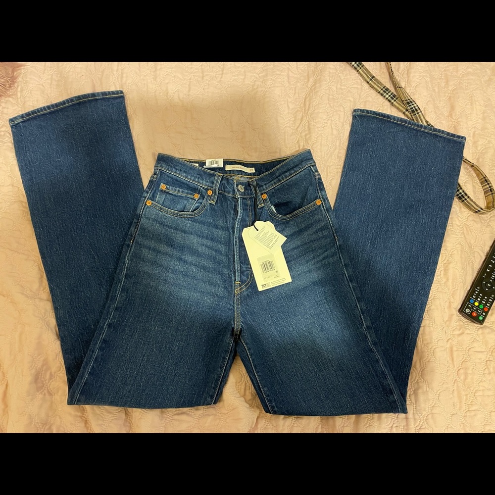 Levi’s rib cage bootcut jeans